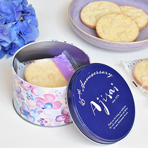 在5月25日開始銷售 誕生45周年紀念 紫陽花6張裝 罐子 Kamakura Beniya Kurumicco Factory 店鋪新聞 橫濱錘頭